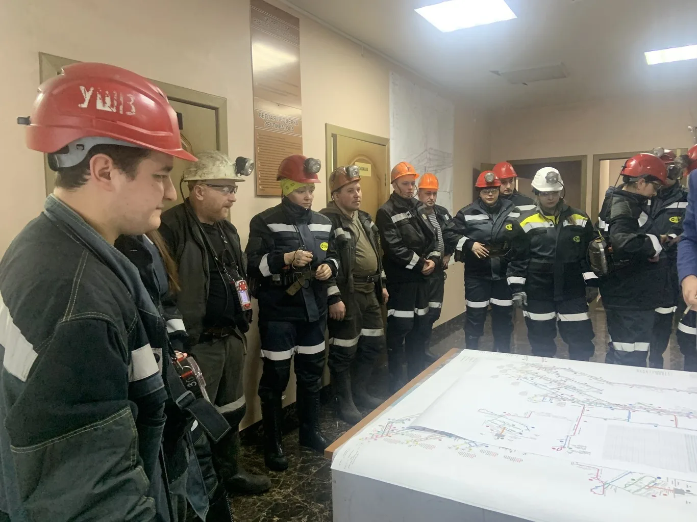 Наши студенты-заочники группы ПР-31  на экскурсии!